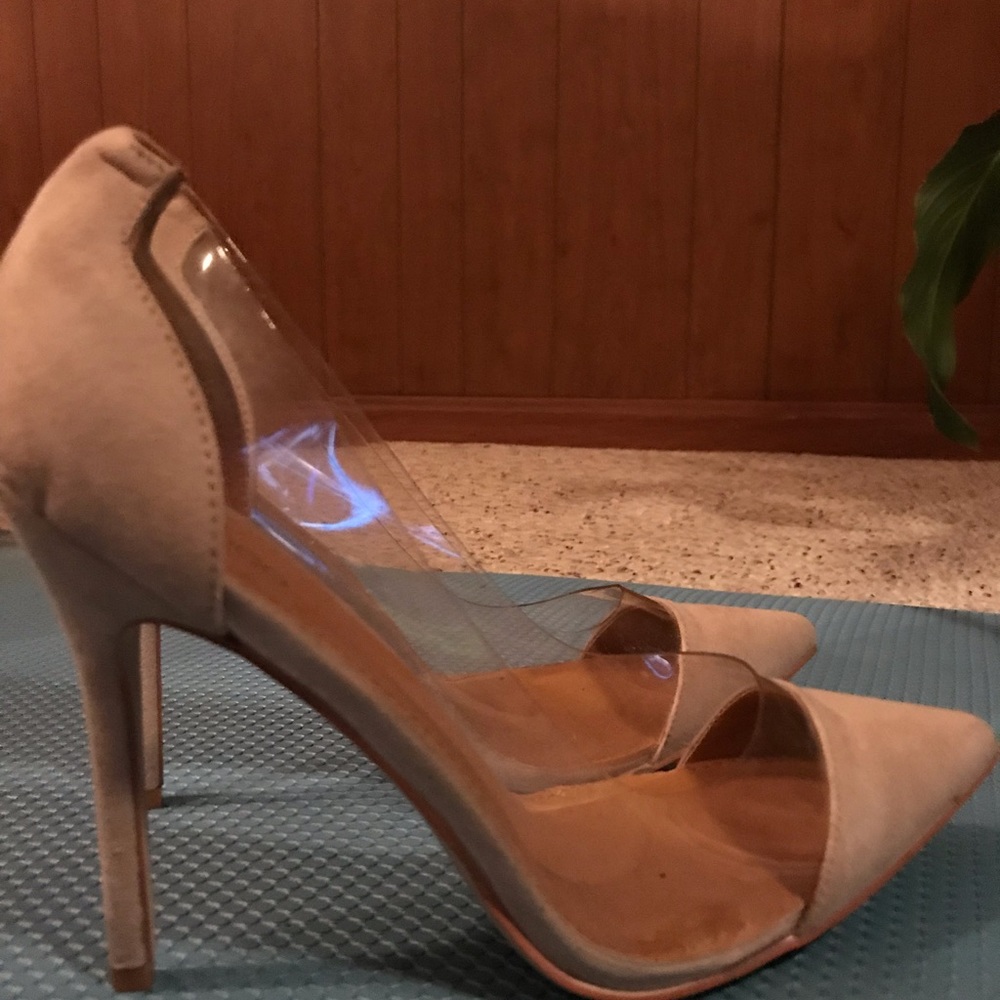 Cream Pointed Suede Heels w/ Clear Detail